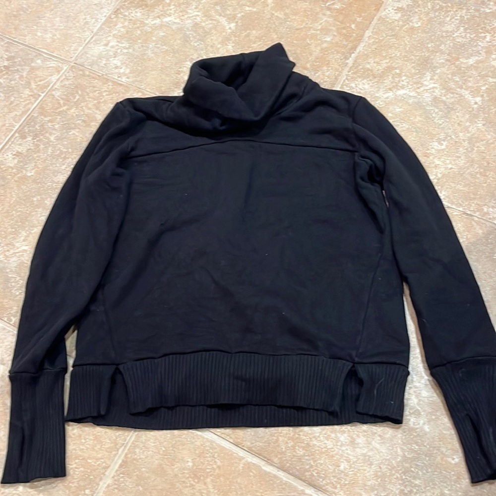 Alo cowlneck sweatshirt